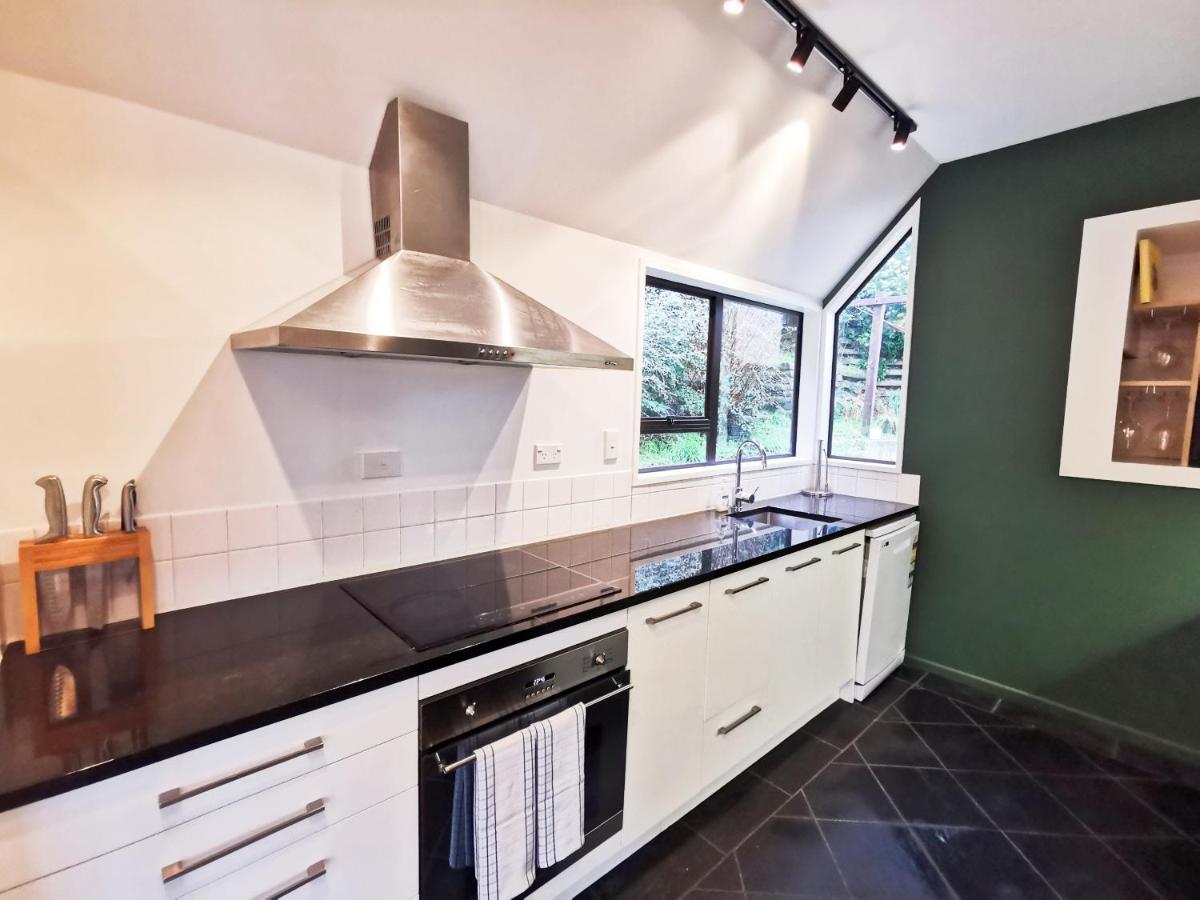 Queenstown Lakeview Holiday Home-5Mins To Town Esterno foto